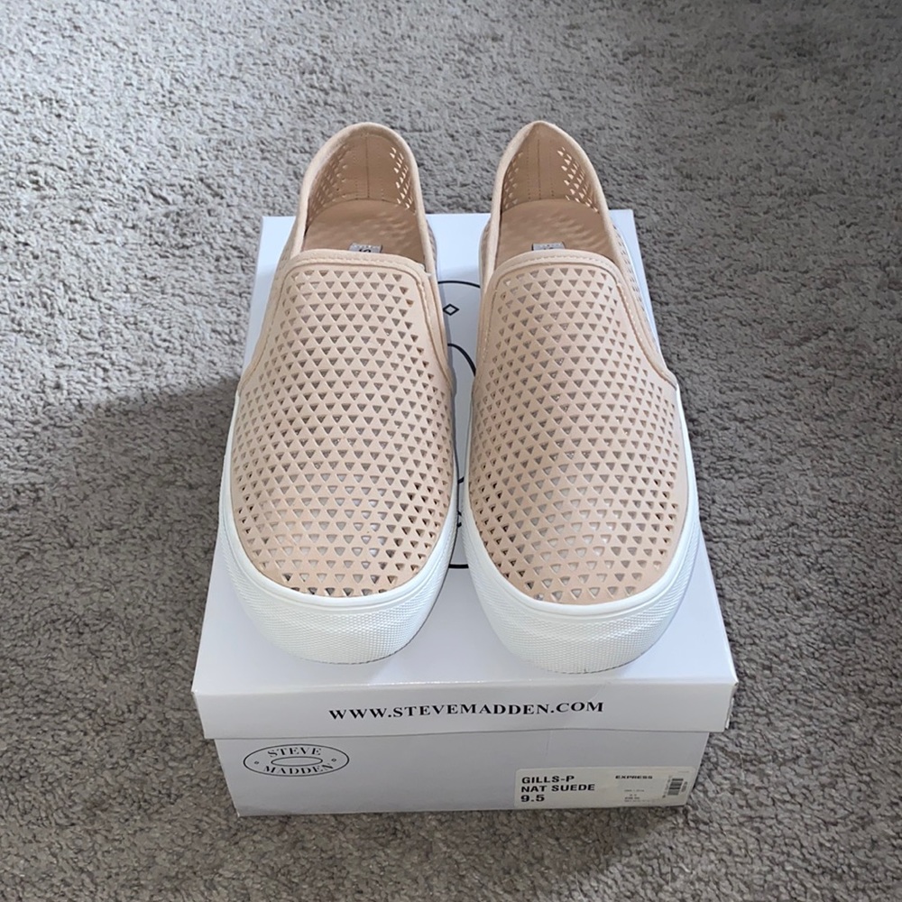 Steve Madden Gills-P Suede Sneakers Size 9.5 - image 1